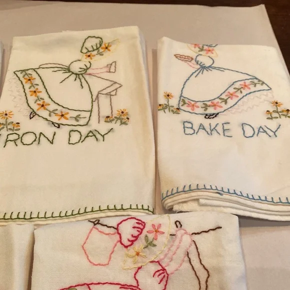 Vintage tea towels days of the week bake iron cleaning market gardening … - Picture 3 of 15